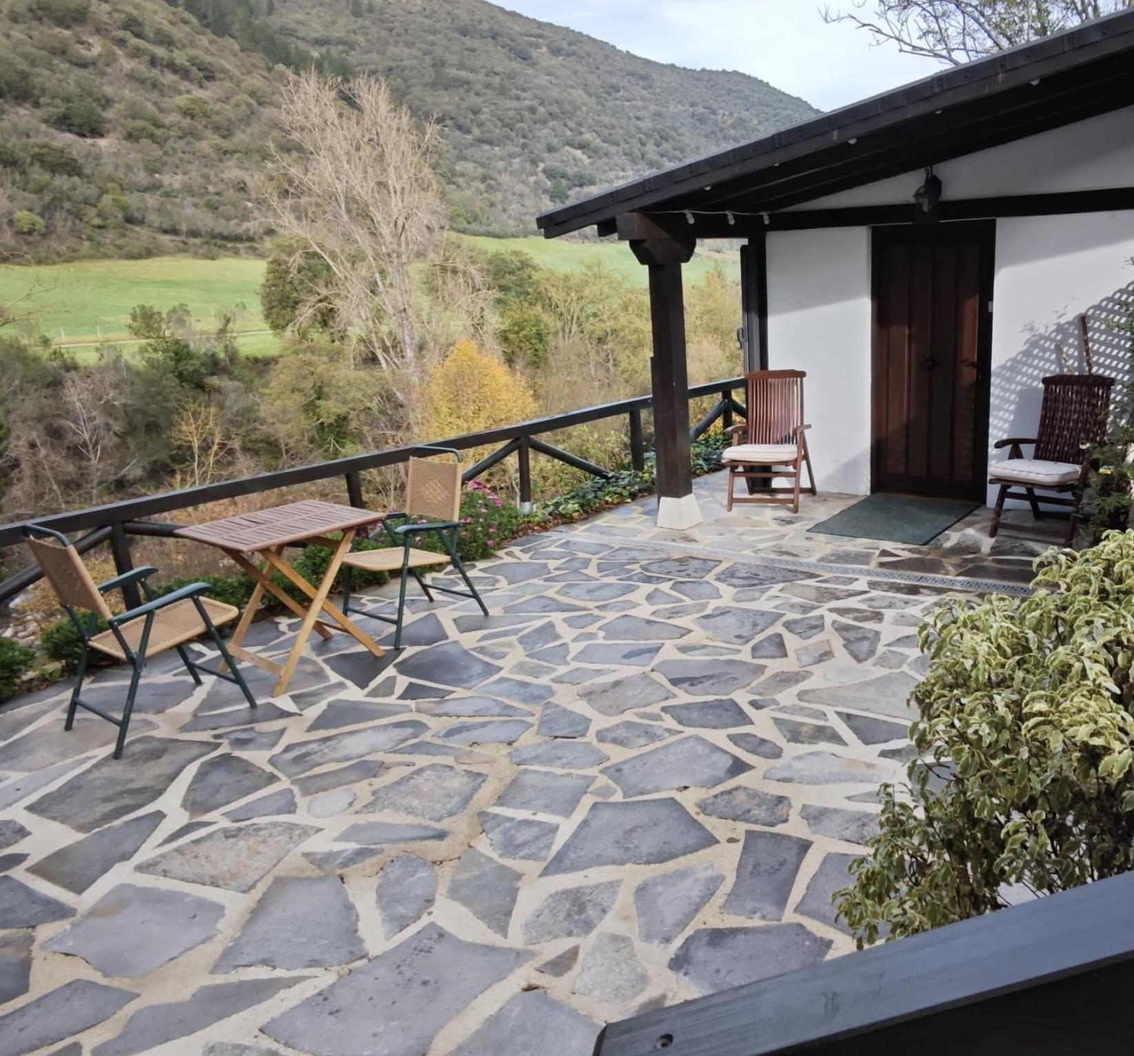 El Nial De Los Pinos Ojedo Exterior photo